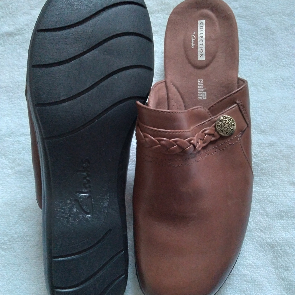 Clark Women Clogs